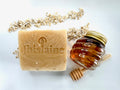Oatmeal & Manuka Honey Soap: Comforting, hydrating, ideal for sensitive skin